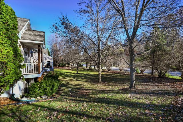 14802 Margaret Place, Minnetonka, MN 55345