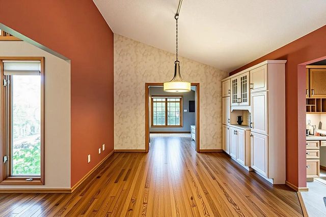 7030 Birchwood DRIVE, La Crescent, MN 55947