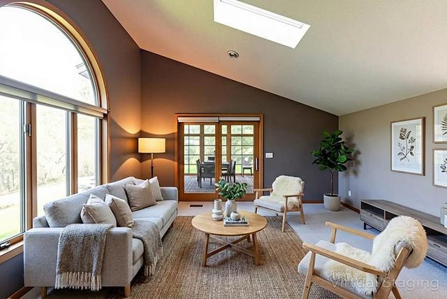 7030 Birchwood DRIVE, La Crescent, MN 55947