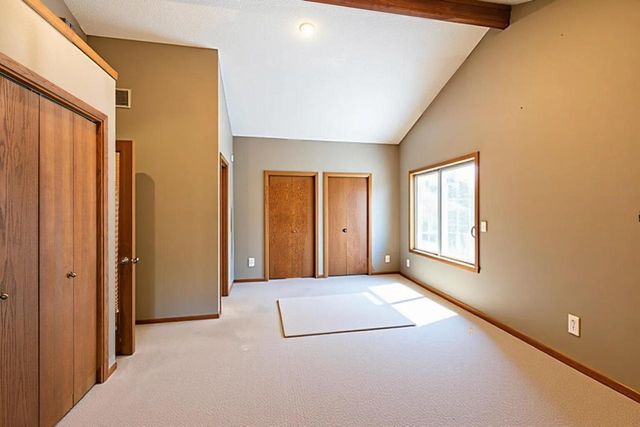 7030 Birchwood DRIVE, La Crescent, MN 55947