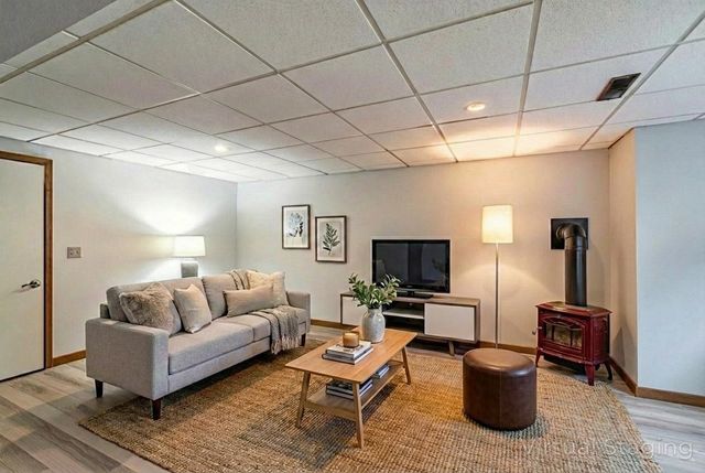 7030 Birchwood DRIVE, La Crescent, MN 55947