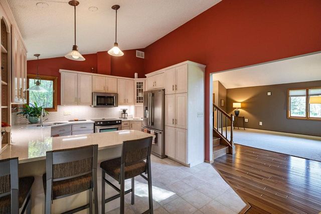 7030 Birchwood DRIVE, La Crescent, MN 55947