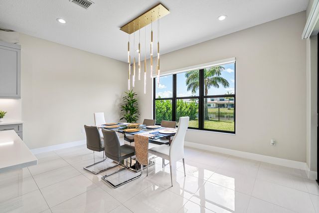 20021 Hirono Lane, Boca Raton, FL 33434