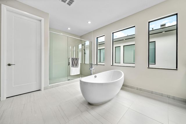 20021 Hirono Lane, Boca Raton, FL 33434