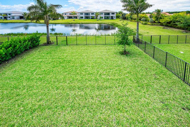 20021 Hirono Lane, Boca Raton, FL 33434