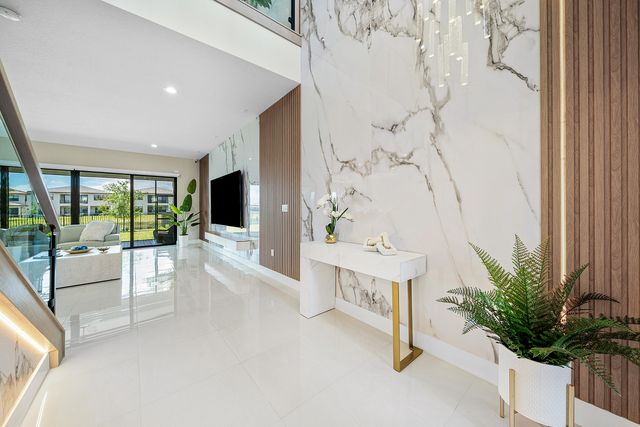 20021 Hirono Lane, Boca Raton, FL 33434