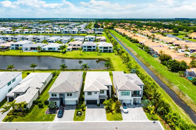 20021 Hirono Lane, Boca Raton, FL 33434