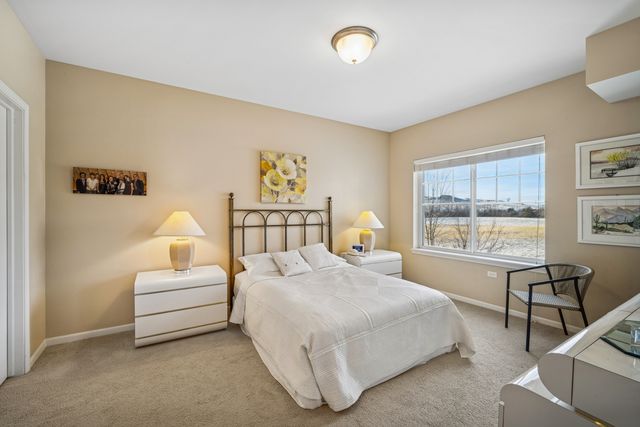 2220 Founders Drive 107, Northbrook, IL 60062