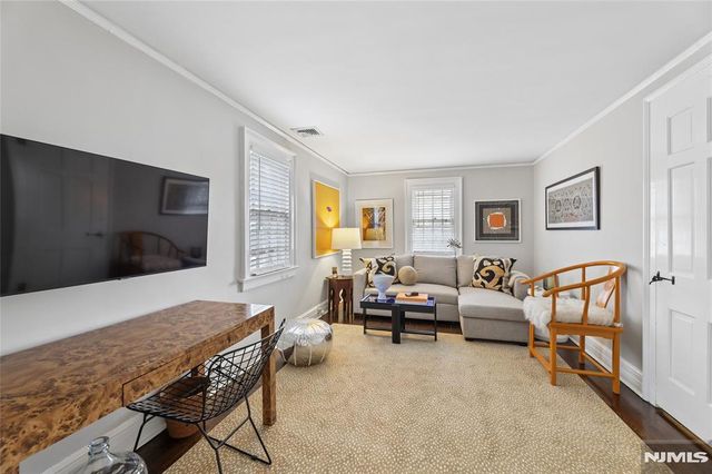 29 Gordon Road, Essex Fells, NJ 07021