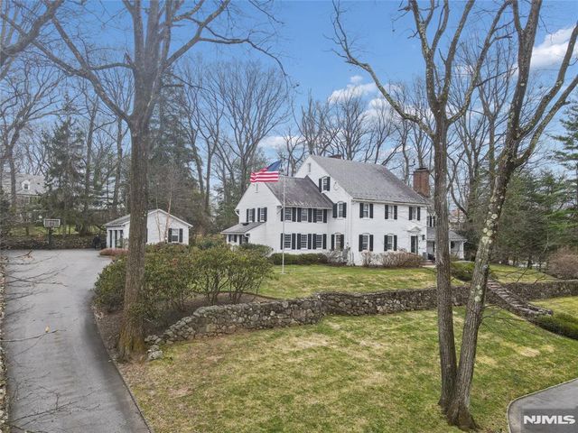 29 Gordon Road, Essex Fells, NJ 07021