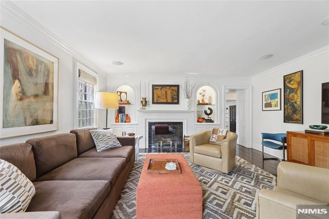 29 Gordon Road, Essex Fells, NJ 07021