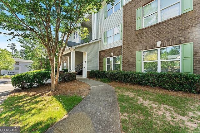6202 Fairington Ridge Circle, Lithonia, GA 30038