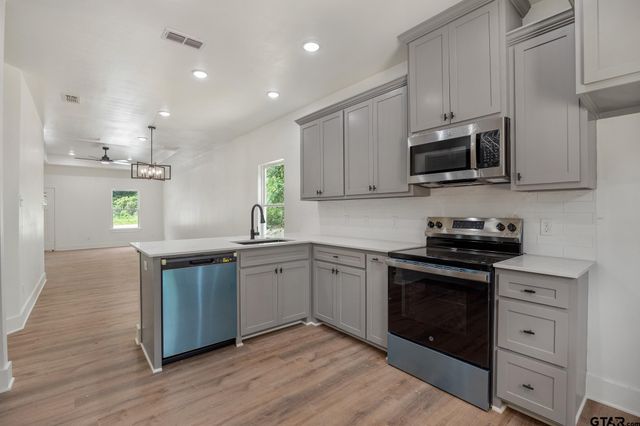 726 Boyd Ave, Tyler, TX 75701
