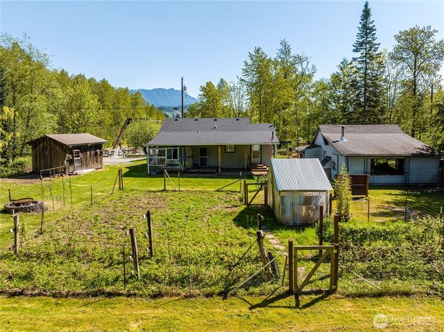 30212 Lake Cavanaugh Road, Arlington, WA 98223