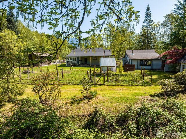 30212 Lake Cavanaugh Road, Arlington, WA 98223