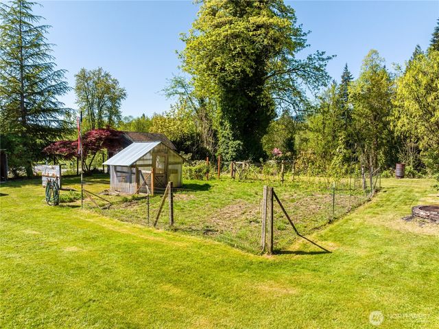 30212 Lake Cavanaugh Road, Arlington, WA 98223