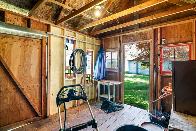 30212 Lake Cavanaugh Road, Arlington, WA 98223