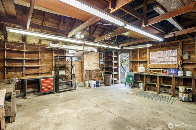 30212 Lake Cavanaugh Road, Arlington, WA 98223