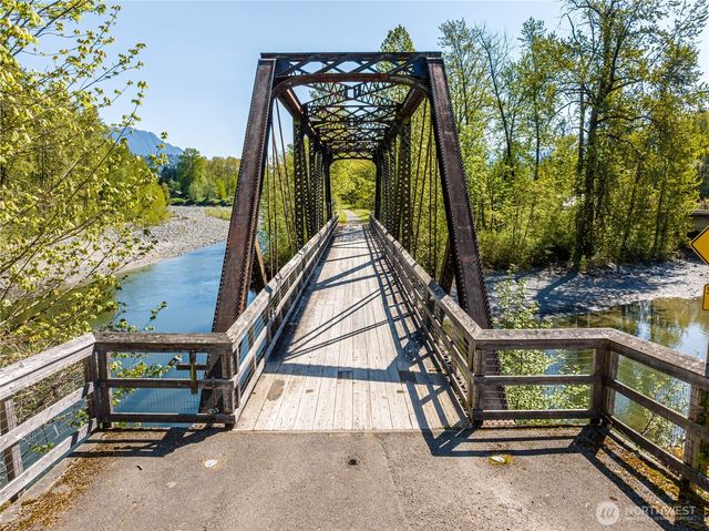 30212 Lake Cavanaugh Road, Arlington, WA 98223