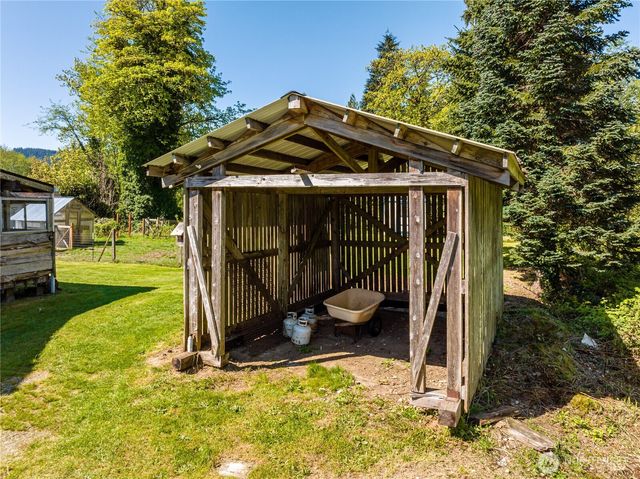 30212 Lake Cavanaugh Road, Arlington, WA 98223