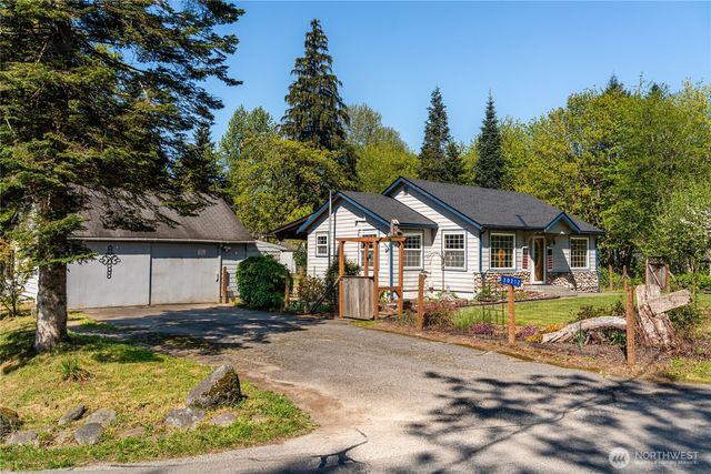 30212 Lake Cavanaugh Road, Arlington, WA 98223