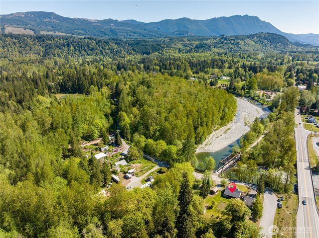 30212 Lake Cavanaugh Road, Arlington, WA 98223