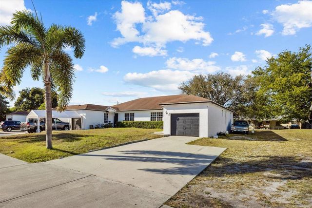 2593 SE Indian Street, Stuart, FL 34997