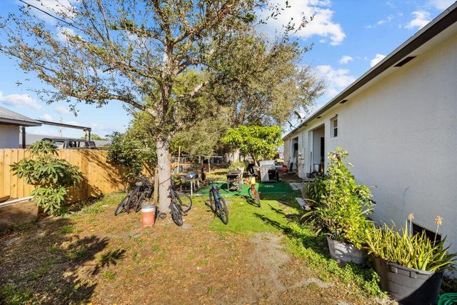 2593 SE Indian Street, Stuart, FL 34997