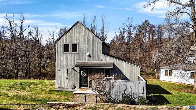 48 MEADOW LN, Nellysford, VA 22958