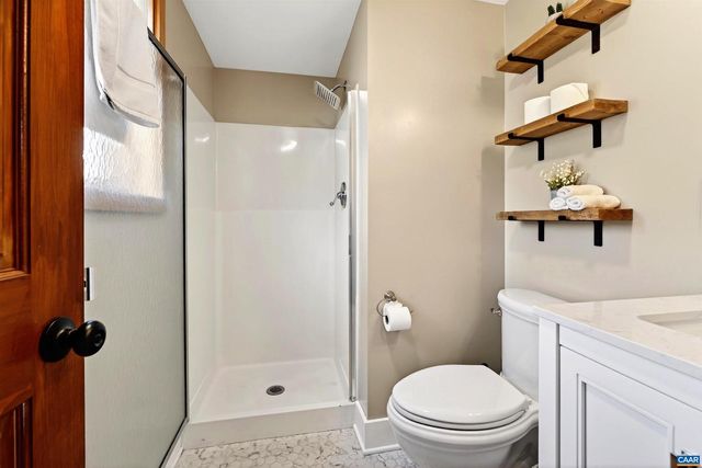 48 MEADOW LN, Nellysford, VA 22958