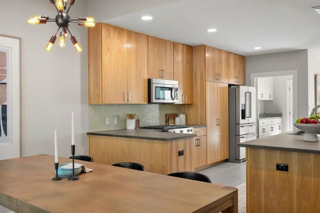 3921 Threadgill ST, Austin, TX 78723