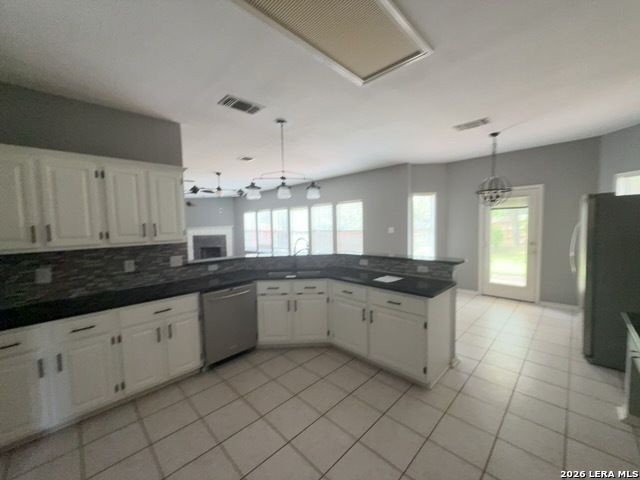 11823 Barkston Dr, San Antonio, TX 78253