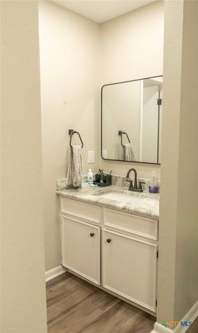 204 Timberlane Drive, Victoria, TX 77901