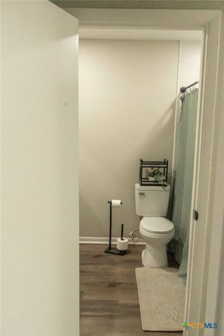 204 Timberlane Drive, Victoria, TX 77901