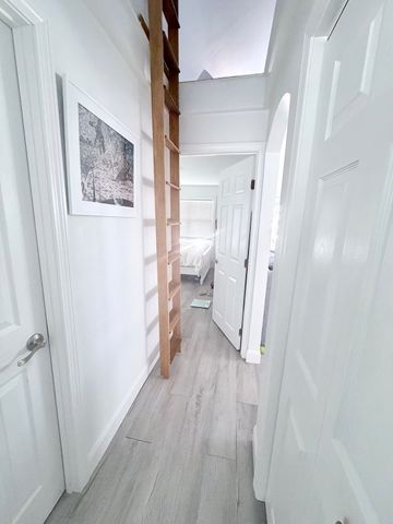 32 Malta Street, Hull, MA 02045