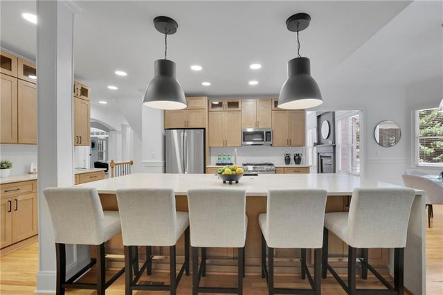 5166 Hill Road NW, Acworth, GA 30101