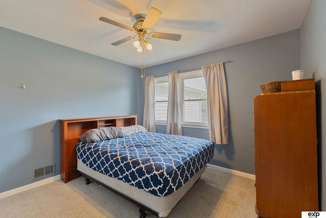 713 S 84th Street, Omaha, NE 68114