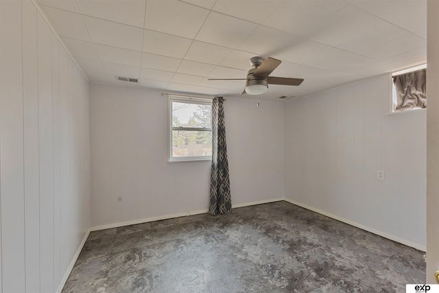 713 S 84th Street, Omaha, NE 68114