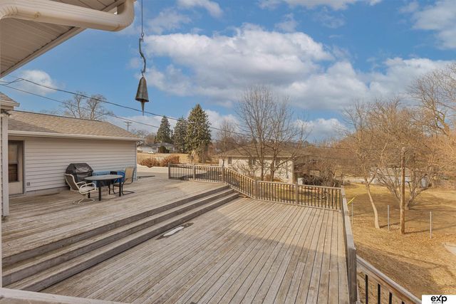 713 S 84th Street, Omaha, NE 68114