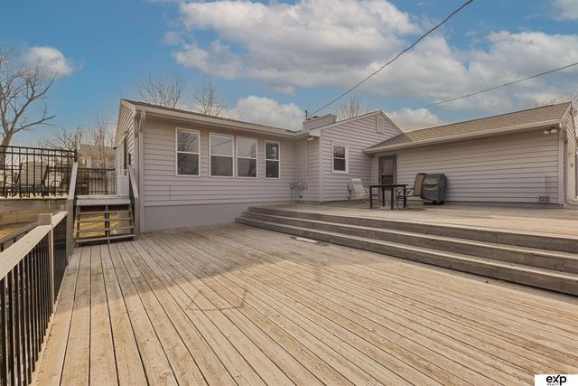 713 S 84th Street, Omaha, NE 68114