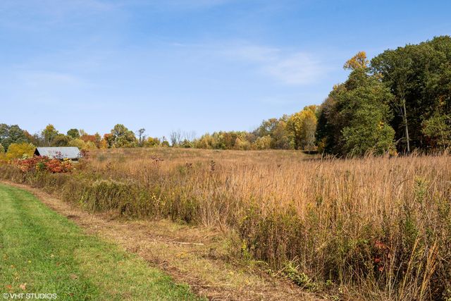 6864 N Nature Lane, La Porte, IN 46350