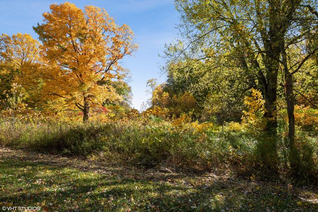 6864 N Nature Lane, La Porte, IN 46350
