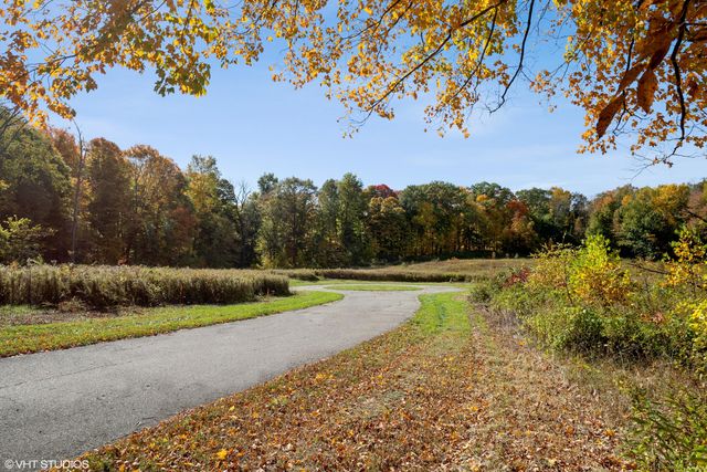 6864 N Nature Lane, La Porte, IN 46350
