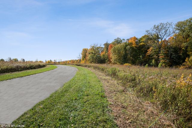 6864 N Nature Lane, La Porte, IN 46350