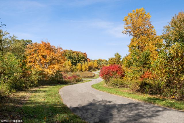 6864 N Nature Lane, La Porte, IN 46350