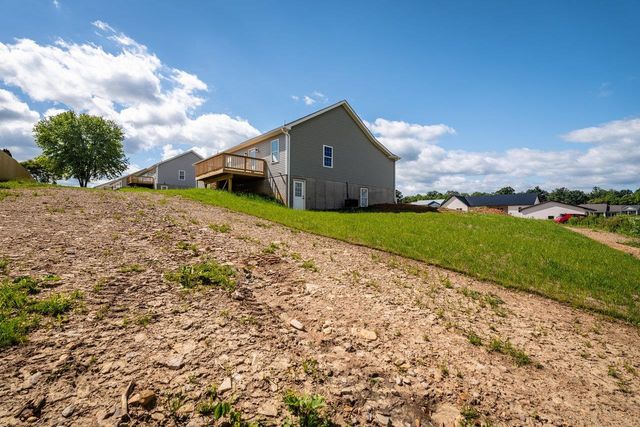 407 LEOLA LOOP, Stanley, VA 22851