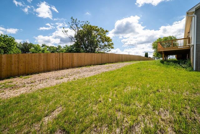 407 LEOLA LOOP, Stanley, VA 22851