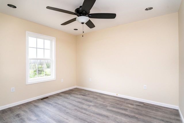 407 LEOLA LOOP, Stanley, VA 22851