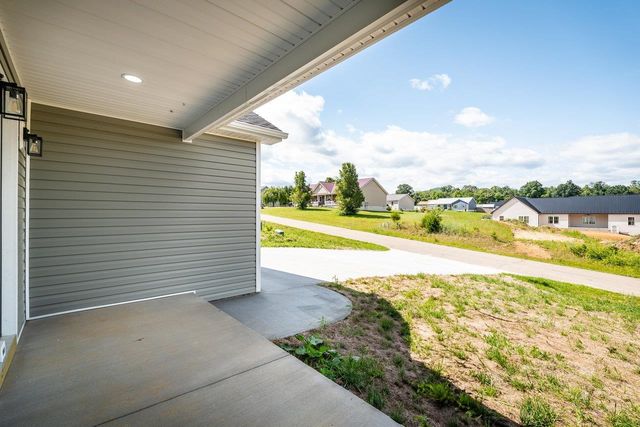 407 LEOLA LOOP, Stanley, VA 22851