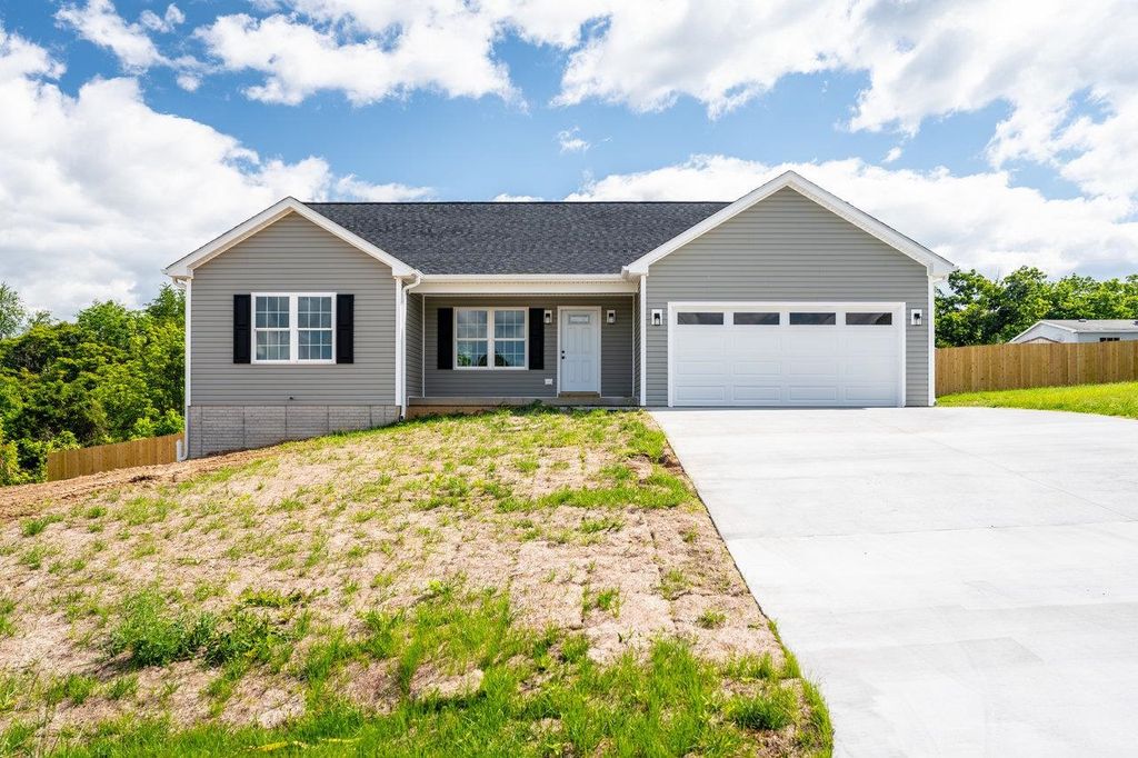 407 LEOLA LOOP, Stanley, VA 22851